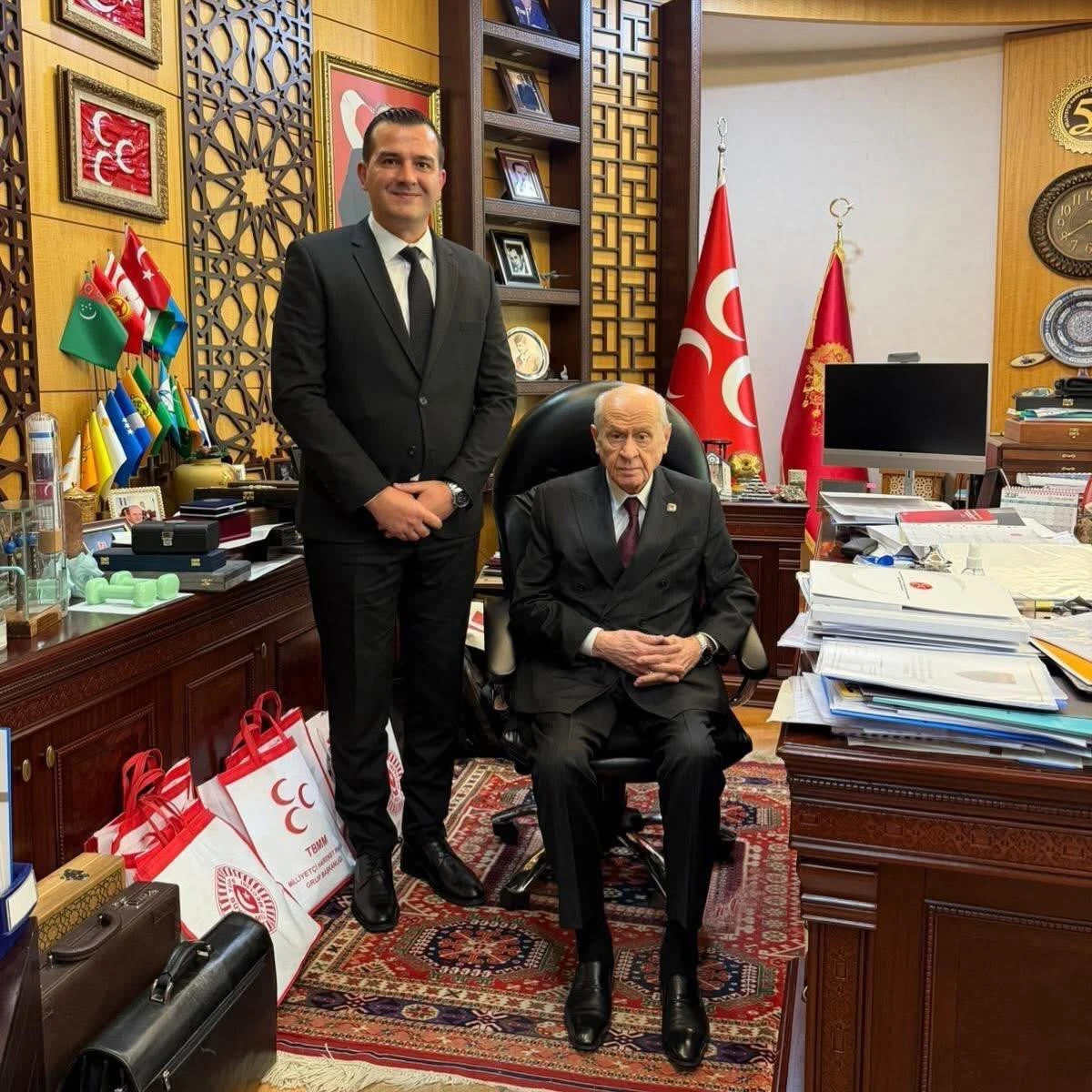 Pehlivan&rsquo;dan Bah&ccedil;eli&rsquo;ye ziyaret